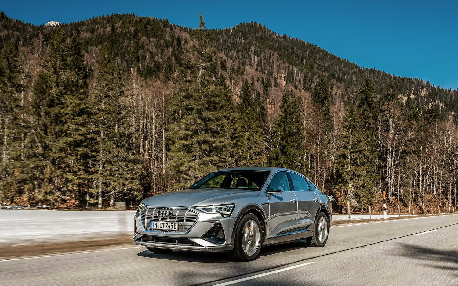 Audi etron Sportback Prestige 2021 SUV Drive